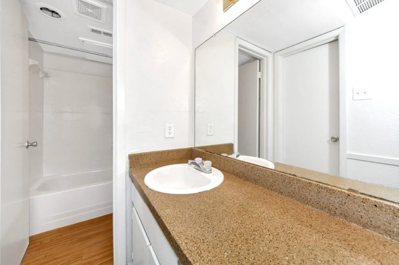 Brandon Oaks Apartments Arlington,TX